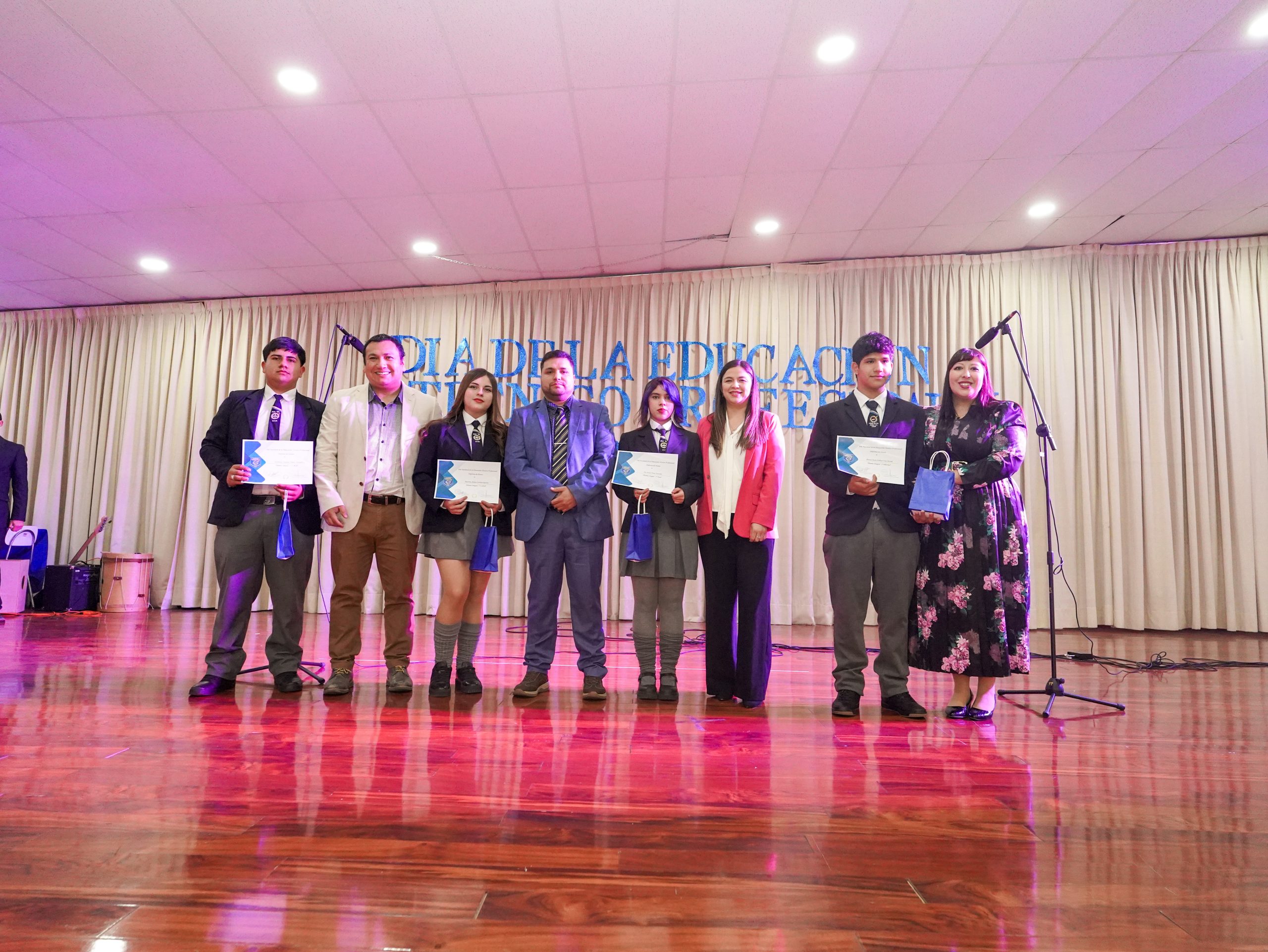 Ceremonia del Día de la Educación Técnico Profesional en Laja