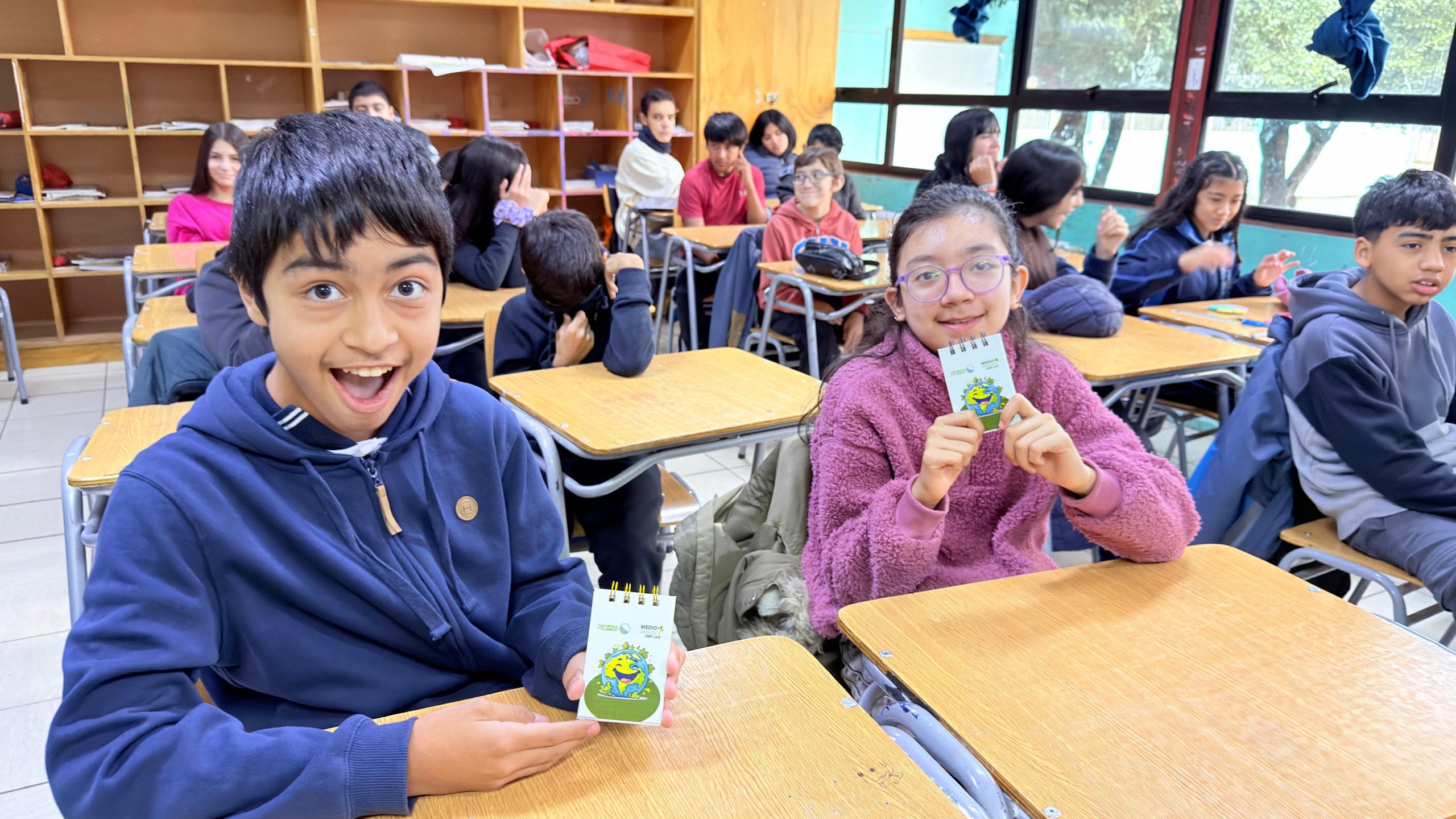 Día Mundial del Reciclaje junto a estudiantes de la Escuela José Abelardo Núñez