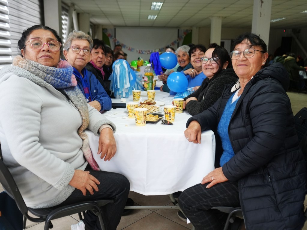 Más de 70 personas mayores participaron en el cierre de la primera temporada del Programa Más Adultos Mayores Autovalentes