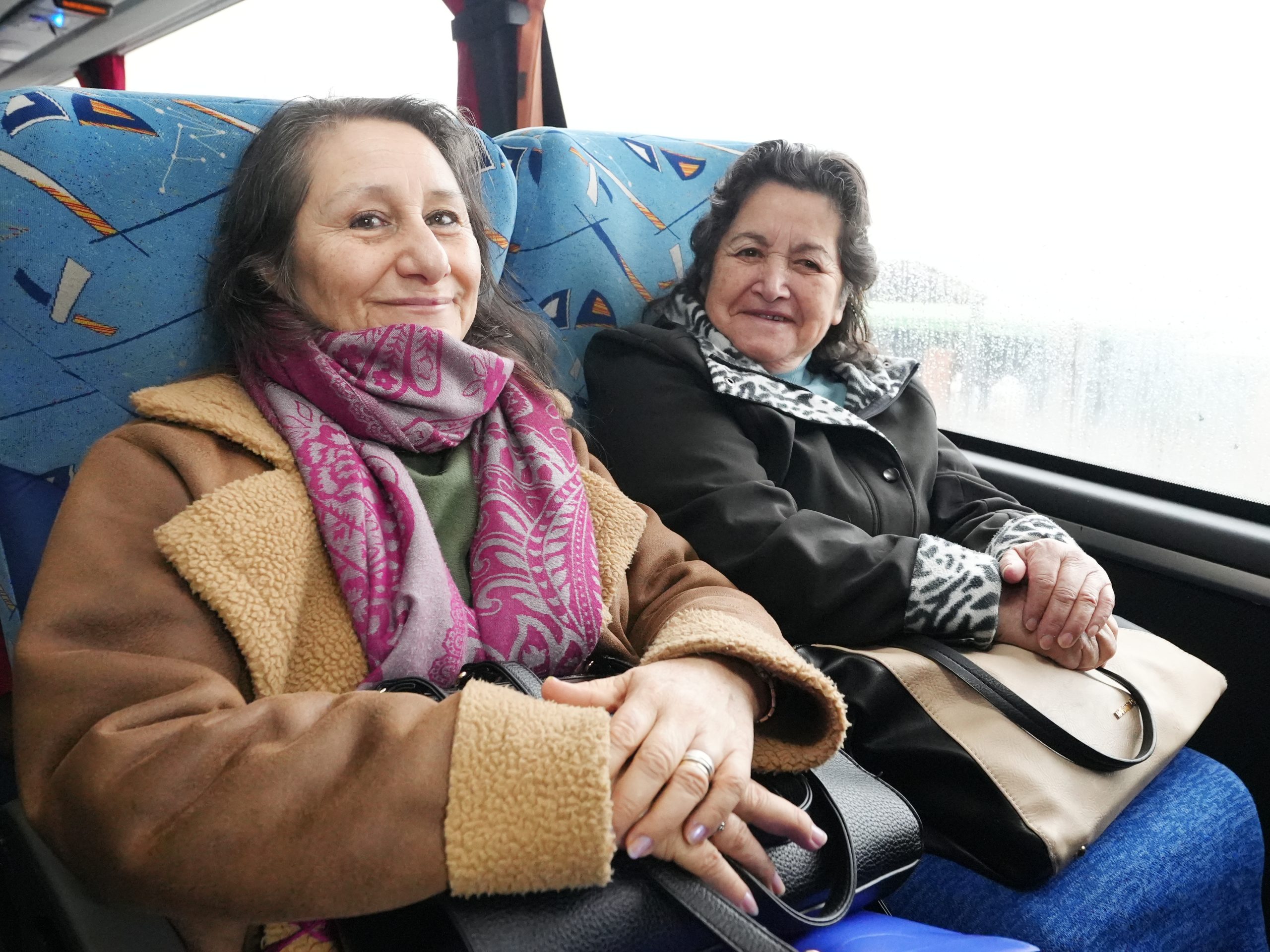 23 organizaciones de adultos mayores de Laja firman convenios con SENAMA por más de $22 millones