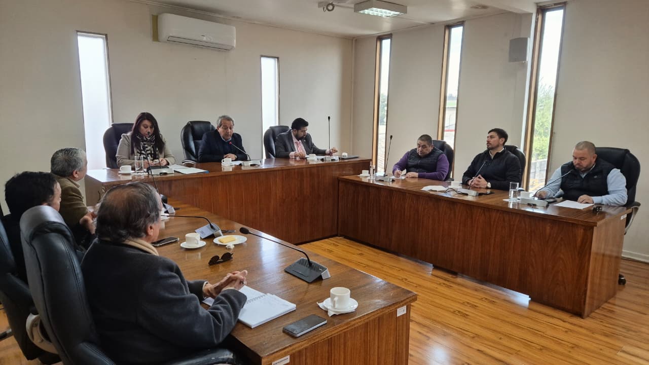 Concejo Municipal de Laja aprueba recursos para organizaciones sociales, educación y gestión municipal