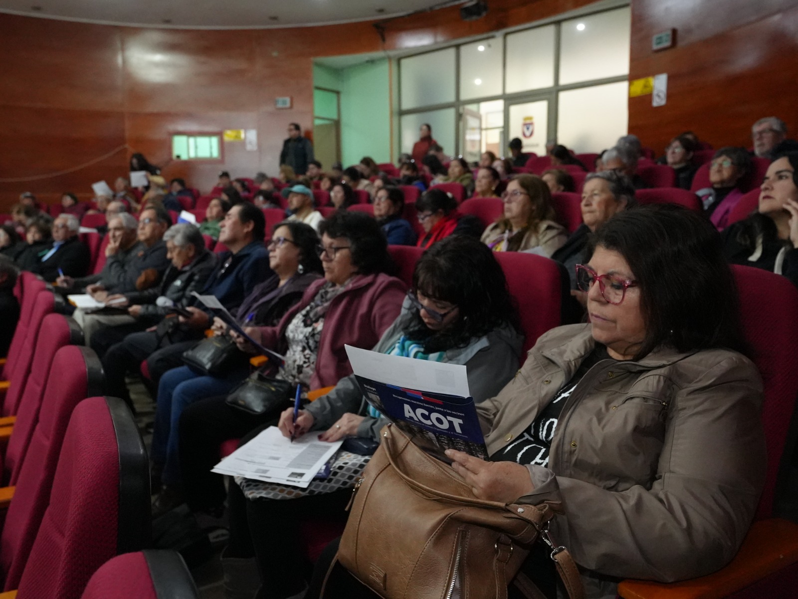 Municipalidad de Laja y Seremi de Gobierno realizan jornada de formación para dirigentes sociales