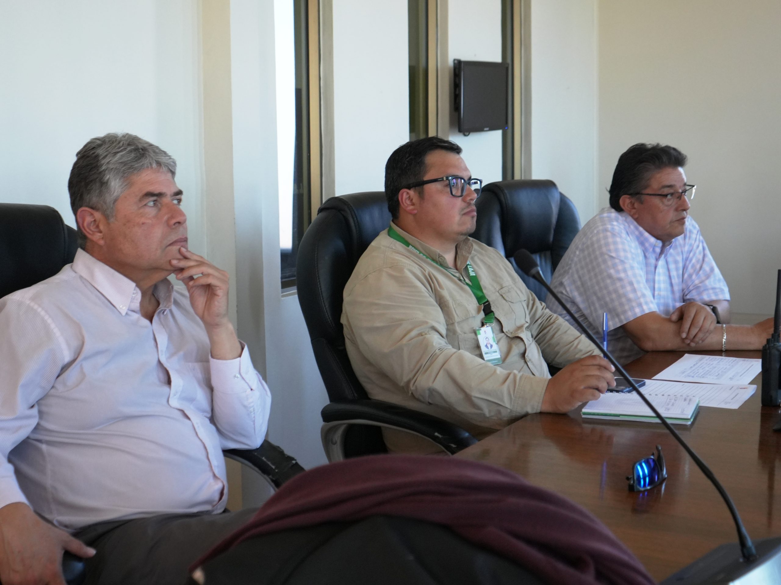 Municipalidad de Laja inicia coordinación preventiva con CMPC ante la temporada de incendios forestales